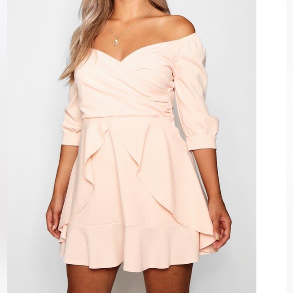 Boohoo Pink Mini Dress NWT! Size 16 - Picture 1 of 3